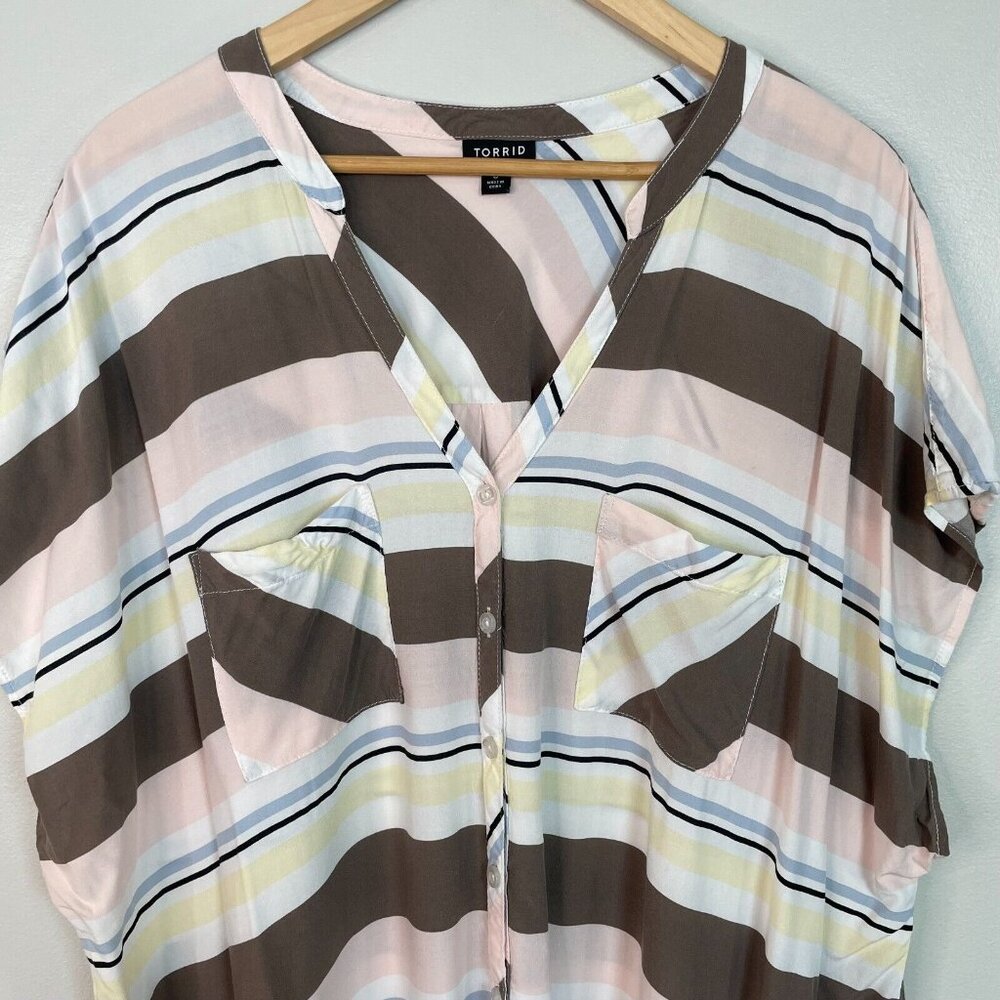 Torrid Top 3X Striped Challis Blouse Button-Up Short‎ Sleeve Women's - Picture 4 of 13